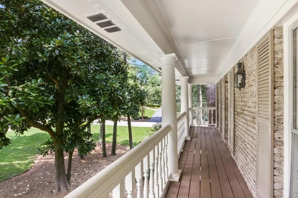 7510 Chaparral Drive, Sandy Springs, Georgia 30350, 5 Bedrooms Bedrooms, ,4 BathroomsBathrooms,Residential,Sold,7510 Chaparral Drive,6592027