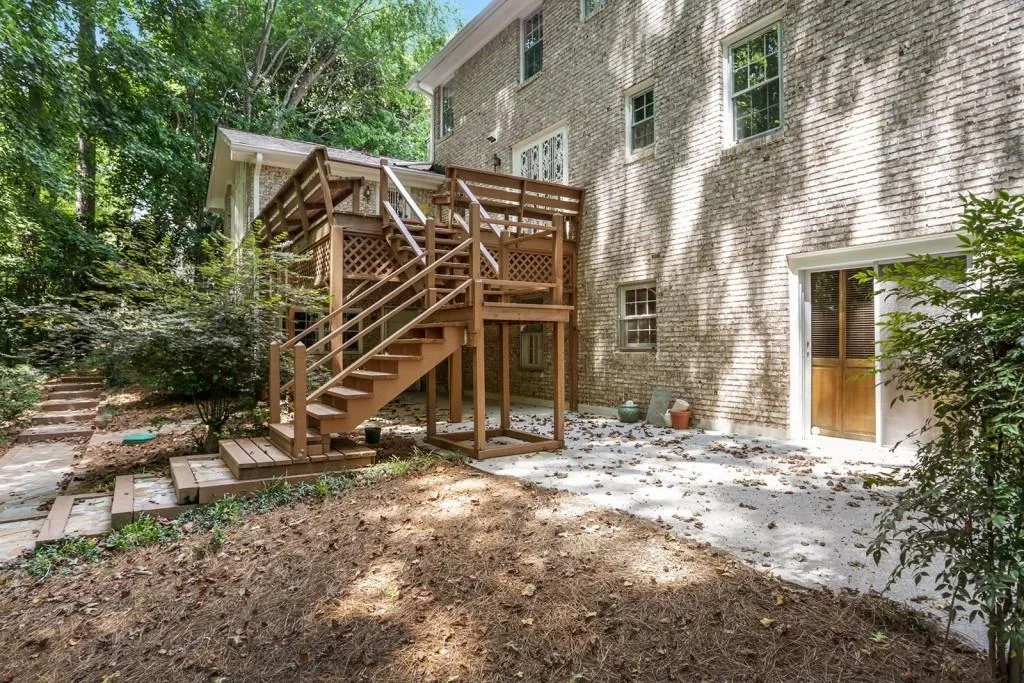 7510 Chaparral Drive, Sandy Springs, Georgia 30350, 5 Bedrooms Bedrooms, ,4 BathroomsBathrooms,Residential,Sold,7510 Chaparral Drive,6592027