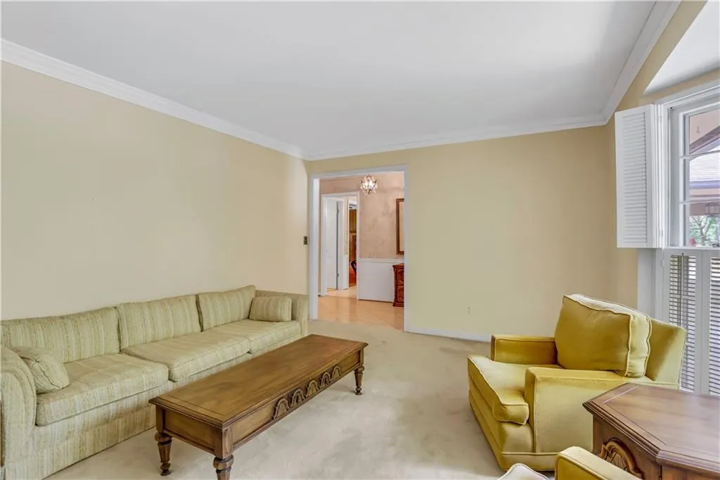 7330 Hunters Branch Drive, Sandy Springs, Georgia 30328, 4 Bedrooms Bedrooms, ,2 BathroomsBathrooms,Residential,Sold,7330 Hunters Branch Drive,7251740