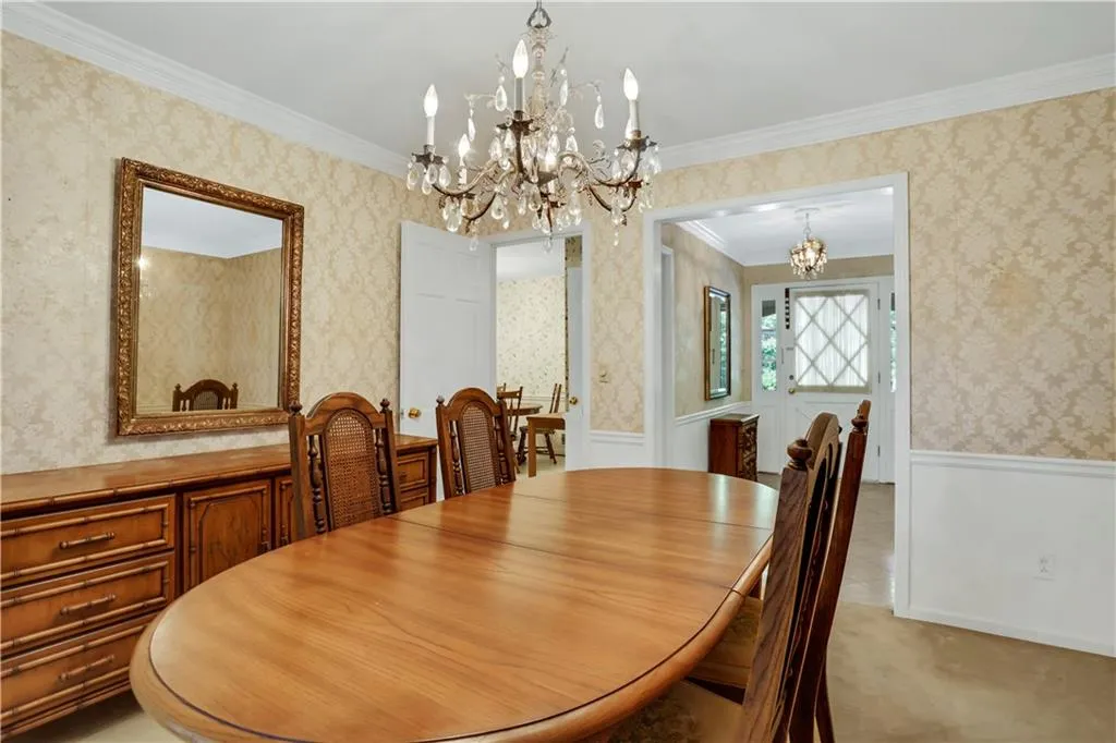 7330 Hunters Branch Drive, Sandy Springs, Georgia 30328, 4 Bedrooms Bedrooms, ,2 BathroomsBathrooms,Residential,Sold,7330 Hunters Branch Drive,7251740