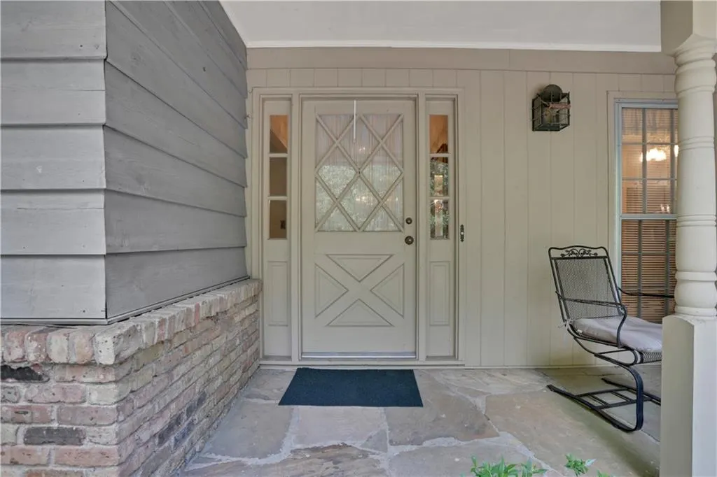 7330 Hunters Branch Drive, Sandy Springs, Georgia 30328, 4 Bedrooms Bedrooms, ,2 BathroomsBathrooms,Residential,Sold,7330 Hunters Branch Drive,7251740