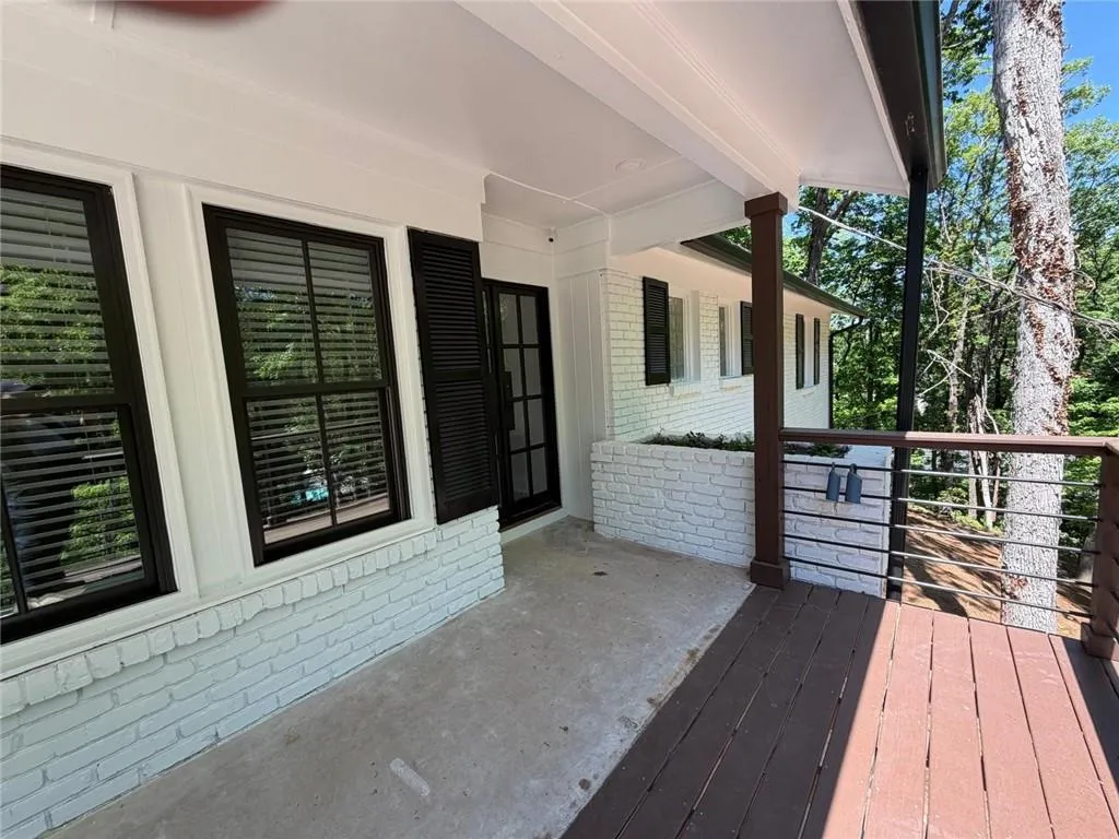 85 Bonnie Lane, Sandy Springs, Georgia 30328, 3 Bedrooms Bedrooms, ,3 BathroomsBathrooms,Residential,For Sale,85 Bonnie Lane,7713812