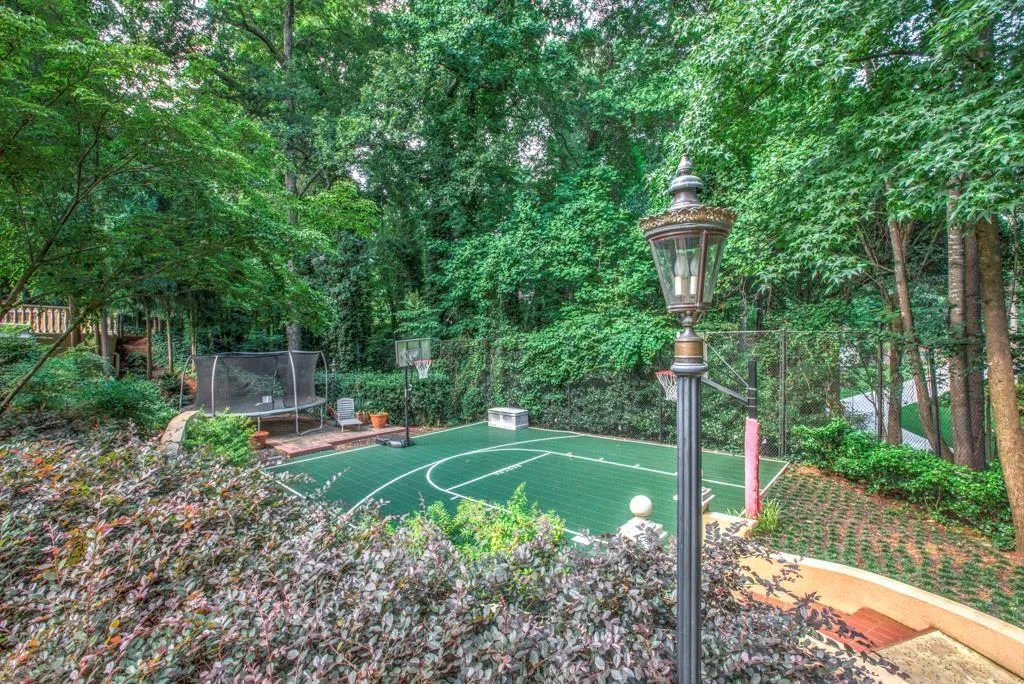 105 Parc Du Chateau, Atlanta, Georgia 30327, 6 Bedrooms Bedrooms, ,8 BathroomsBathrooms,Residential,Sold,105 Parc Du Chateau,5971120