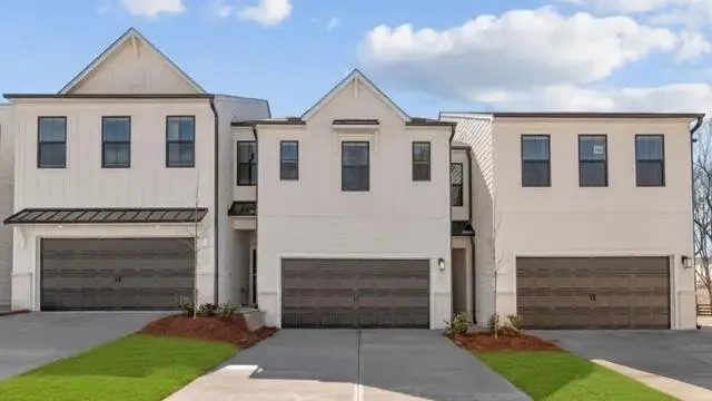 7469 Clover Lane Unit 132, Flowery Branch, Georgia 30542