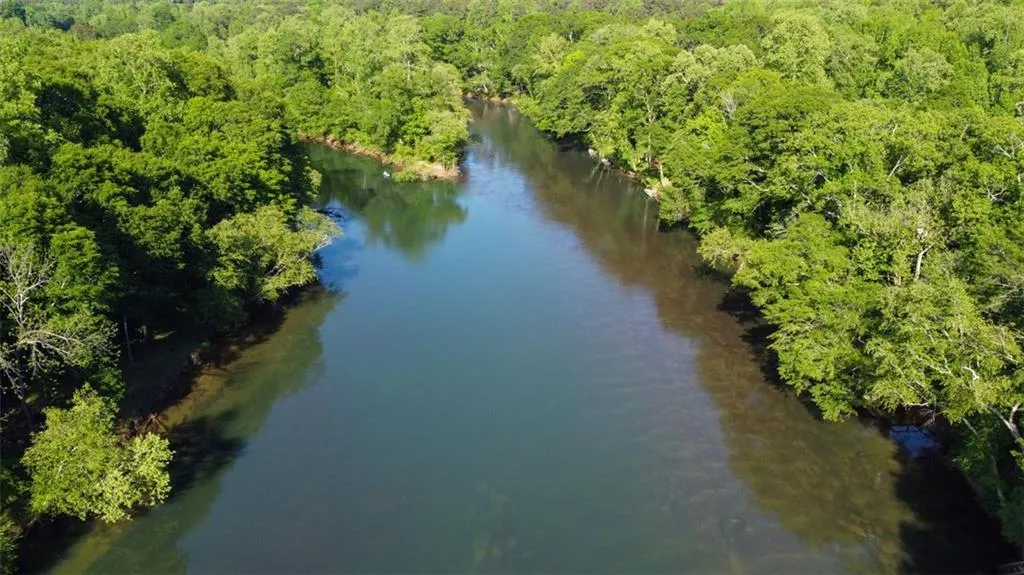 1630 Brandon Hall Drive, Sandy Springs, Georgia 30350, 4 Bedrooms Bedrooms, ,4 BathroomsBathrooms,Residential,Sold,1630 Brandon Hall Drive,6888039