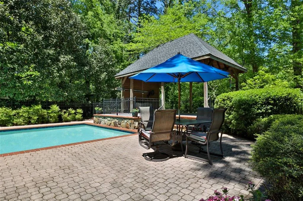 1630 Brandon Hall Drive, Sandy Springs, Georgia 30350, 4 Bedrooms Bedrooms, ,4 BathroomsBathrooms,Residential,Sold,1630 Brandon Hall Drive,6888039