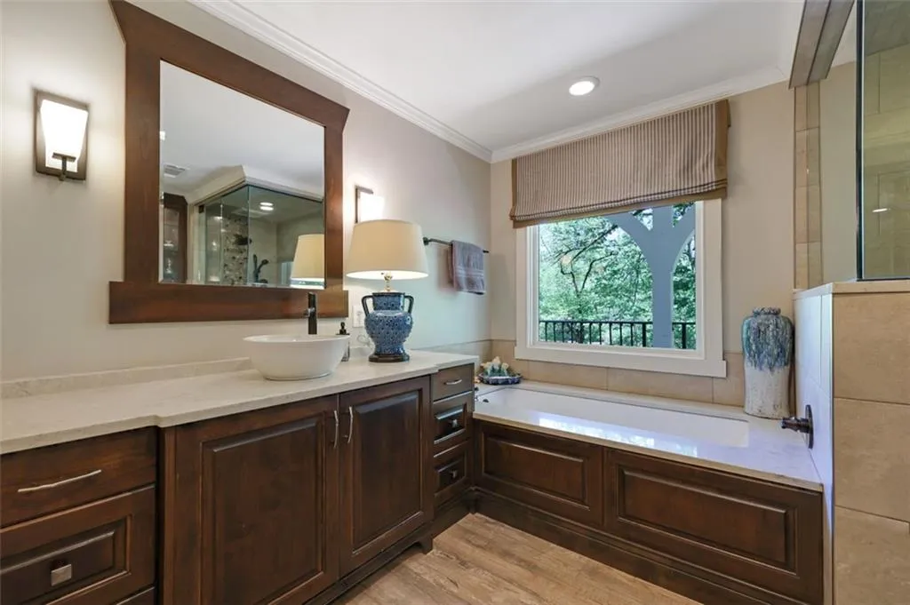 1630 Brandon Hall Drive, Sandy Springs, Georgia 30350, 4 Bedrooms Bedrooms, ,4 BathroomsBathrooms,Residential,Sold,1630 Brandon Hall Drive,6888039