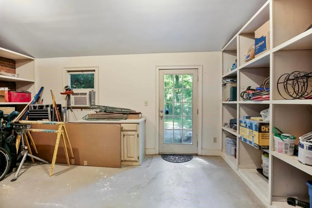 7155 Roswell Road Unit 5, Sandy Springs, Georgia 30328, 3 Bedrooms Bedrooms, ,2 BathroomsBathrooms,Residential,Sold,7155 Roswell Road Unit 5,7243730