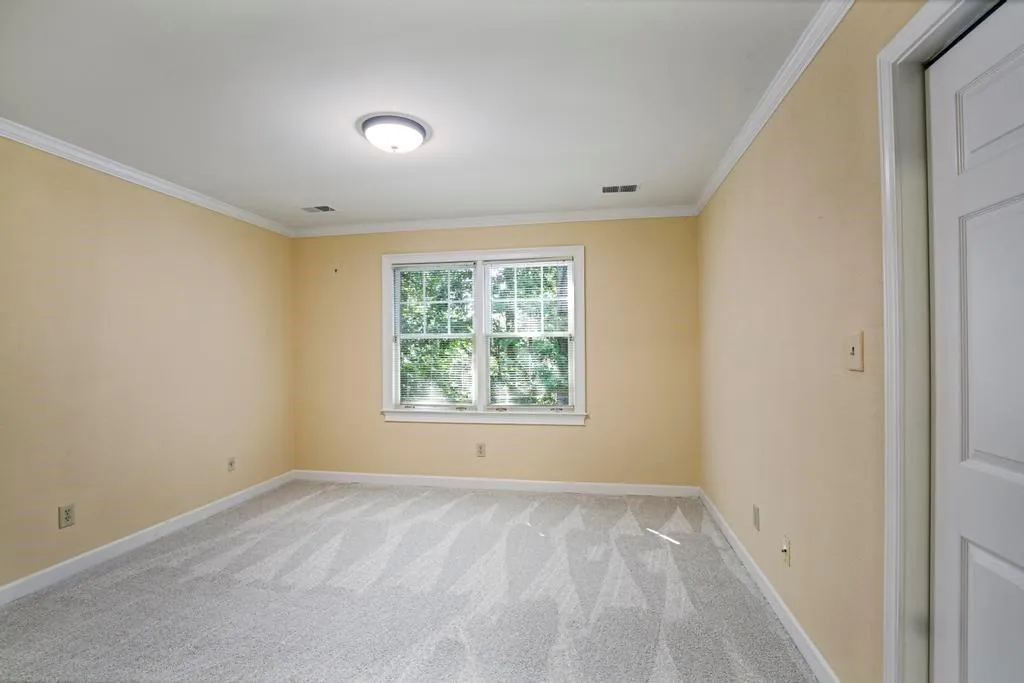 7155 Roswell Road Unit 5, Sandy Springs, Georgia 30328, 3 Bedrooms Bedrooms, ,2 BathroomsBathrooms,Residential,Sold,7155 Roswell Road Unit 5,7243730