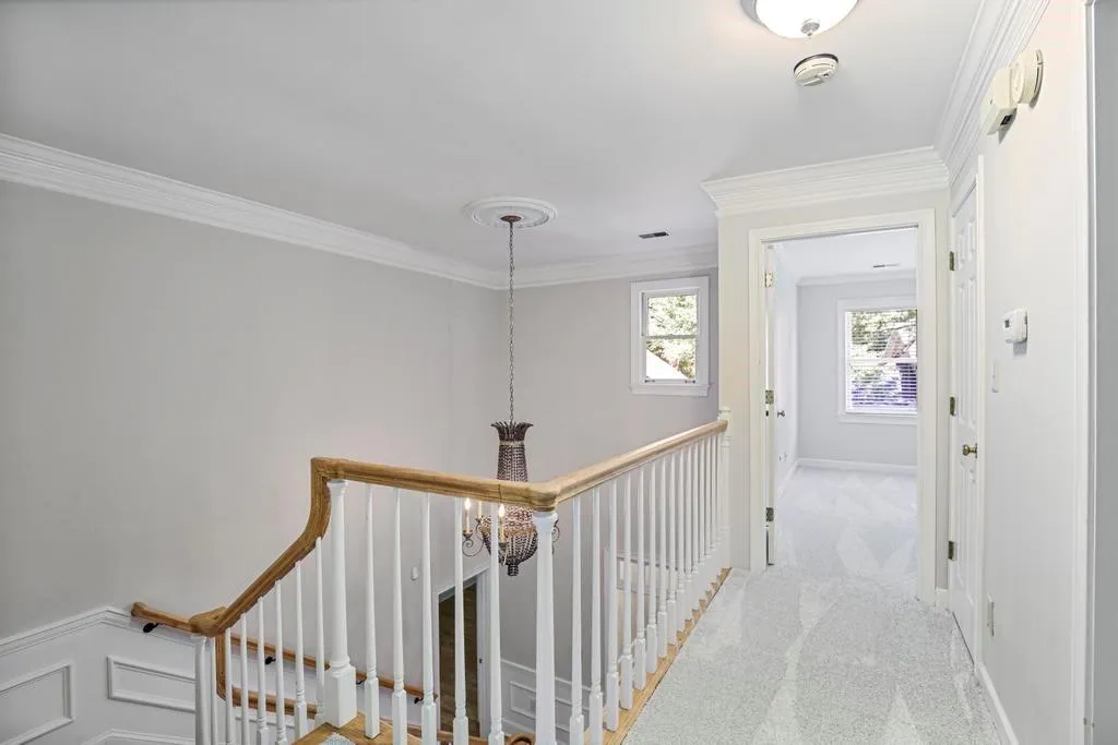 7155 Roswell Road Unit 5, Sandy Springs, Georgia 30328, 3 Bedrooms Bedrooms, ,2 BathroomsBathrooms,Residential,Sold,7155 Roswell Road Unit 5,7243730