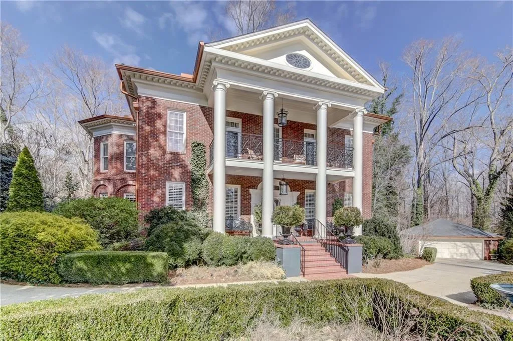 1530 Northwold Drive, Sandy Springs, Georgia 30350, 5 Bedrooms Bedrooms, ,4 BathroomsBathrooms,Residential,Sold,1530 Northwold Drive,6771169