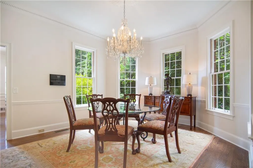1530 Northwold Drive, Sandy Springs, Georgia 30350, 5 Bedrooms Bedrooms, ,4 BathroomsBathrooms,Residential,Sold,1530 Northwold Drive,6771169