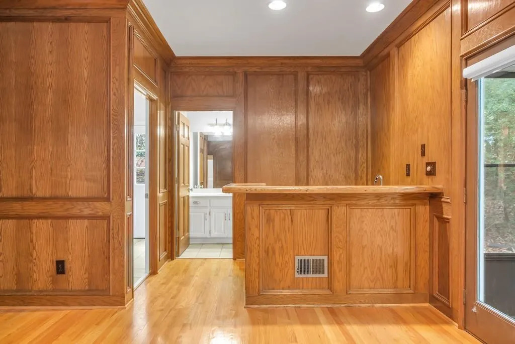 890 Waddington Court, Sandy Springs, Georgia 30350, 4 Bedrooms Bedrooms, ,3 BathroomsBathrooms,Residential,Sold,890 Waddington Court,6629837