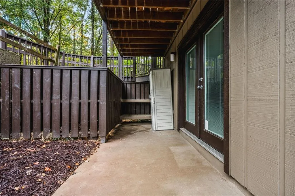 102 River Run Drive, Atlanta, Georgia 30350, 1 Bedroom Bedrooms, ,1 BathroomBathrooms,Residential,Sold,102 River Run Drive,7676224