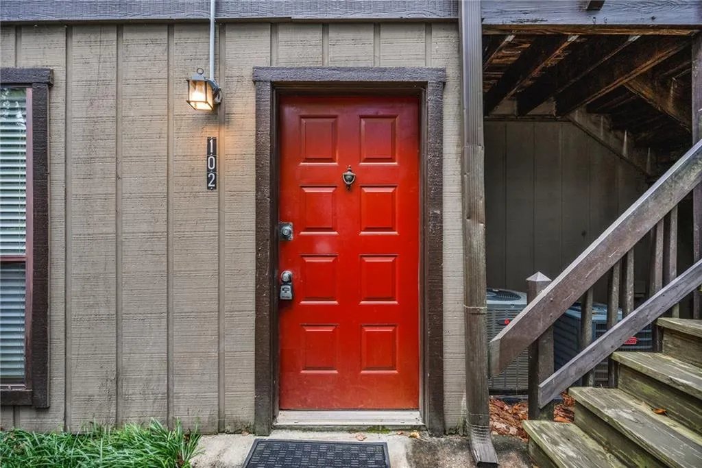 102 River Run Drive, Atlanta, Georgia 30350, 1 Bedroom Bedrooms, ,1 BathroomBathrooms,Residential,For Sale,102 River Run Drive,7676224