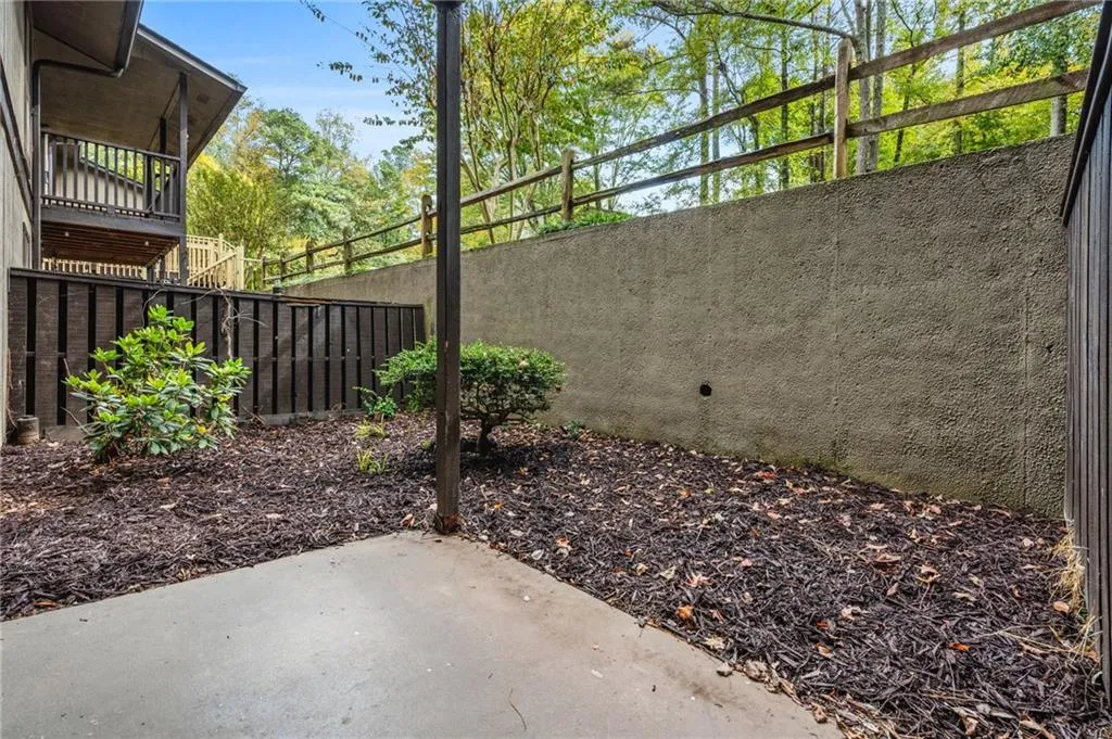 102 River Run Drive, Atlanta, Georgia 30350, 1 Bedroom Bedrooms, ,1 BathroomBathrooms,Residential,For Sale,102 River Run Drive,7676224