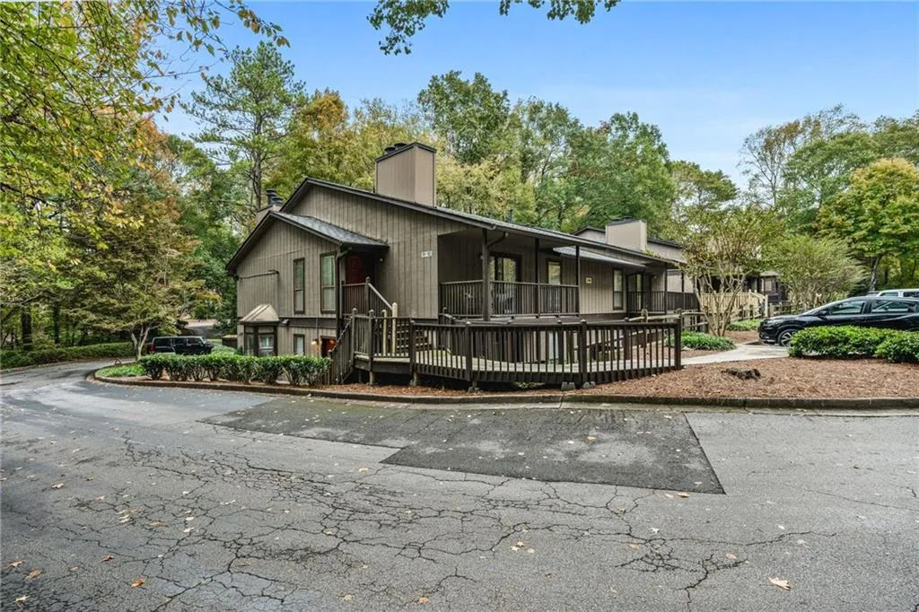 102 River Run Drive, Atlanta, Georgia 30350, 1 Bedroom Bedrooms, ,1 BathroomBathrooms,Residential,Sold,102 River Run Drive,7676224