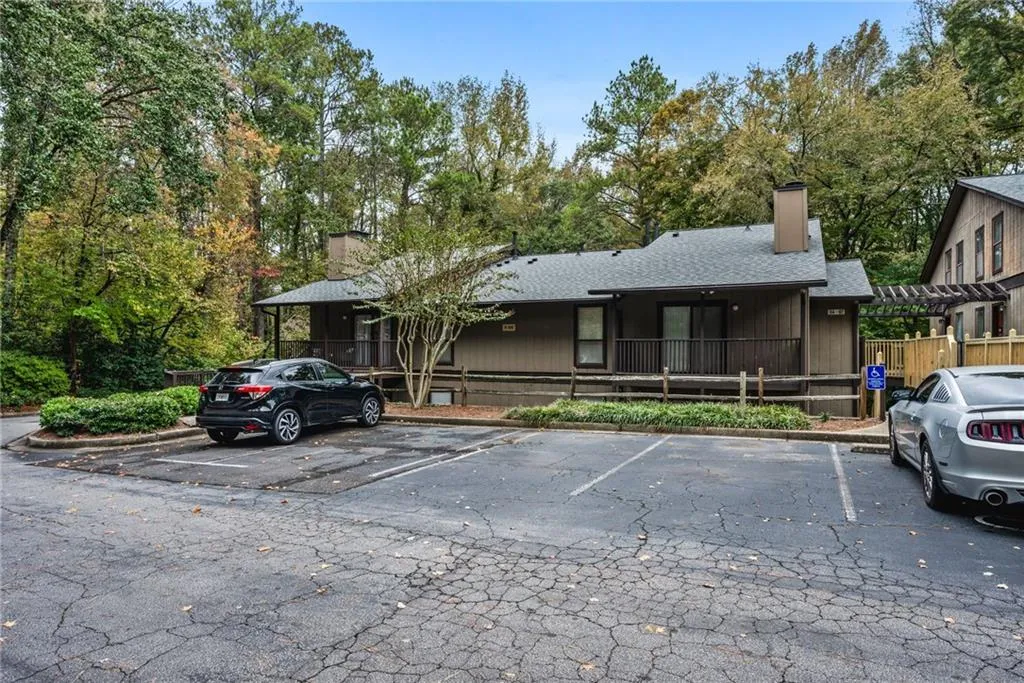 102 River Run Drive, Atlanta, Georgia 30350, 1 Bedroom Bedrooms, ,1 BathroomBathrooms,Residential,Sold,102 River Run Drive,7676224