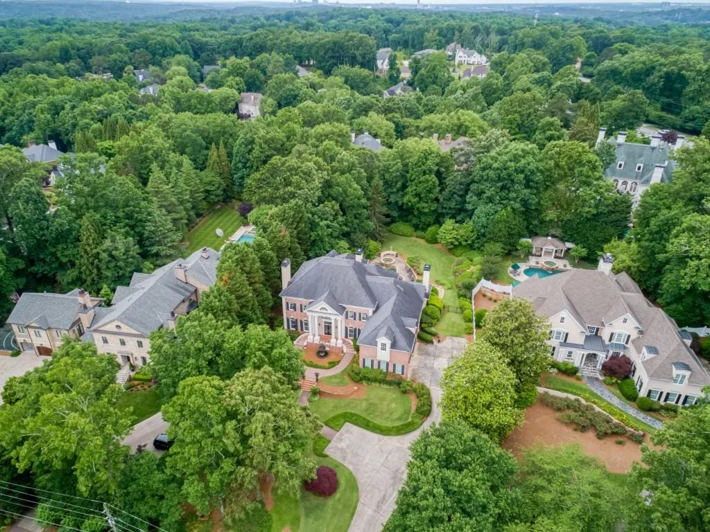 5920 Long Island Drive, Sandy Springs, Georgia 30328, 6 Bedrooms Bedrooms, ,6 BathroomsBathrooms,Residential,Sold,5920 Long Island Drive,7053939