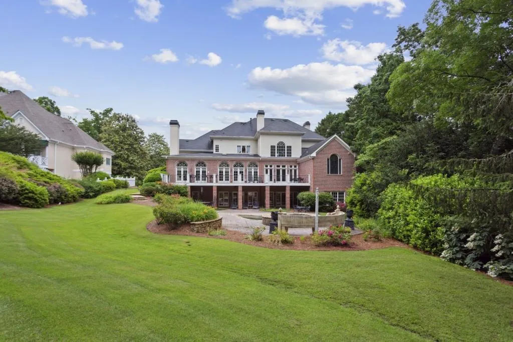 5920 Long Island Drive, Sandy Springs, Georgia 30328, 6 Bedrooms Bedrooms, ,6 BathroomsBathrooms,Residential,Sold,5920 Long Island Drive,7053939