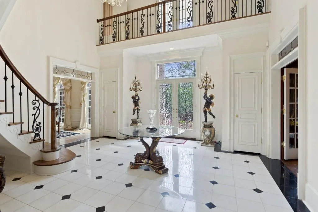 5920 Long Island Drive, Sandy Springs, Georgia 30328, 6 Bedrooms Bedrooms, ,6 BathroomsBathrooms,Residential,Sold,5920 Long Island Drive,7053939