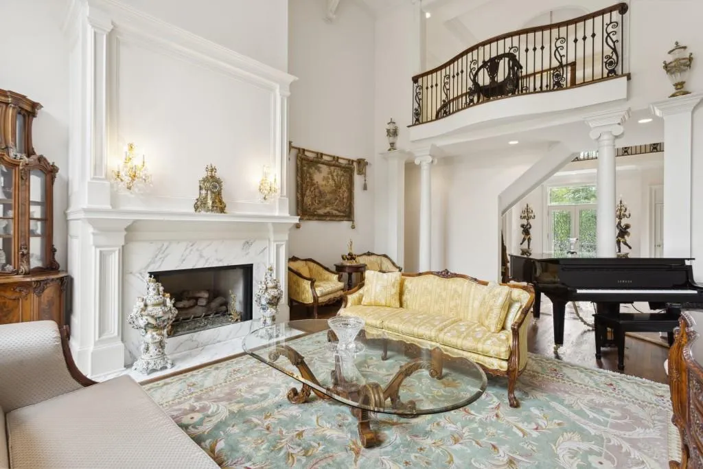 5920 Long Island Drive, Sandy Springs, Georgia 30328, 6 Bedrooms Bedrooms, ,6 BathroomsBathrooms,Residential,Sold,5920 Long Island Drive,7053939