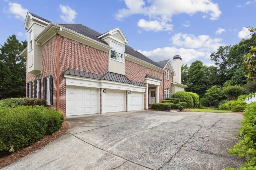 5920 Long Island Drive, Sandy Springs, Georgia 30328, 6 Bedrooms Bedrooms, ,6 BathroomsBathrooms,Residential,Sold,5920 Long Island Drive,7053939