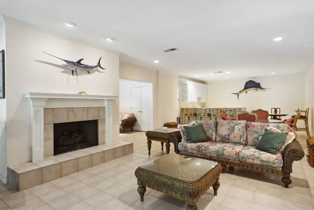 5920 Long Island Drive, Sandy Springs, Georgia 30328, 6 Bedrooms Bedrooms, ,6 BathroomsBathrooms,Residential,Sold,5920 Long Island Drive,7053939
