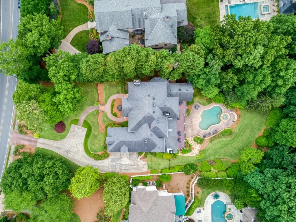 5920 Long Island Drive, Sandy Springs, Georgia 30328, 6 Bedrooms Bedrooms, ,6 BathroomsBathrooms,Residential,Sold,5920 Long Island Drive,7053939