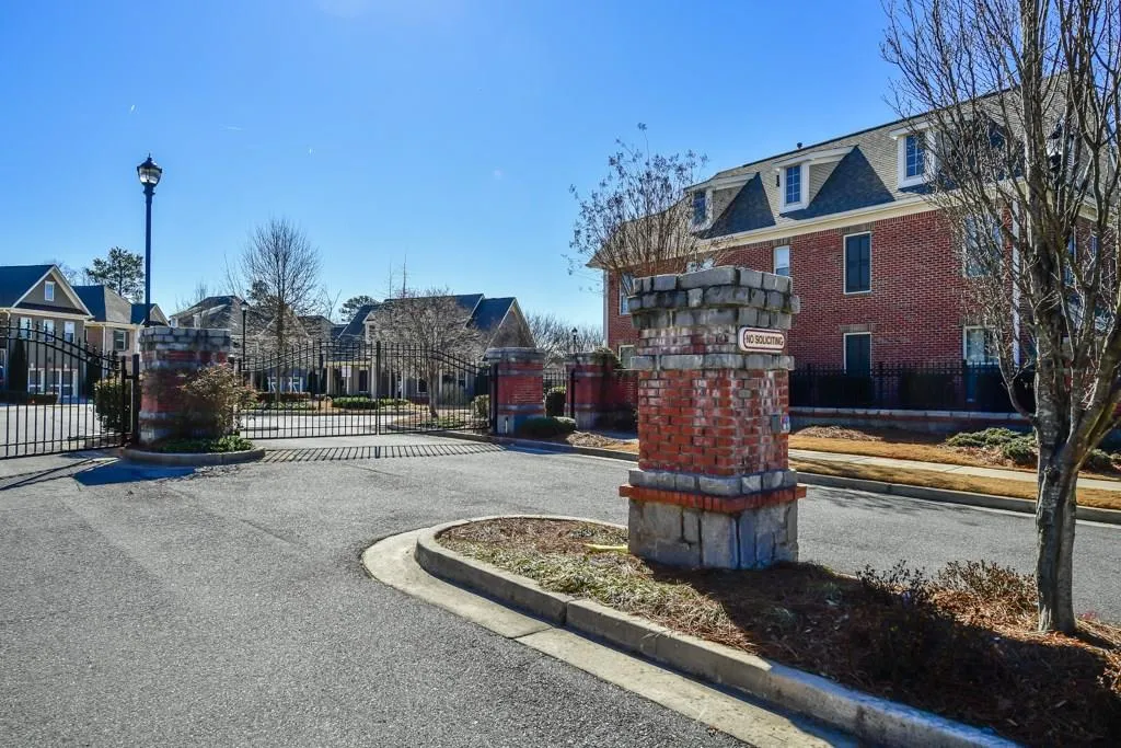 7620 Stoneridge Drive, Sandy Springs, Georgia 30328, 3 Bedrooms Bedrooms, ,3 BathroomsBathrooms,Residential,Sold,7620 Stoneridge Drive,5955645