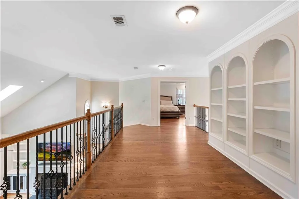 720 Spalding Heights Drive, Sandy Springs, Georgia 30350, 5 Bedrooms Bedrooms, ,4 BathroomsBathrooms,Residential,Sold,720 Spalding Heights Drive,6889300