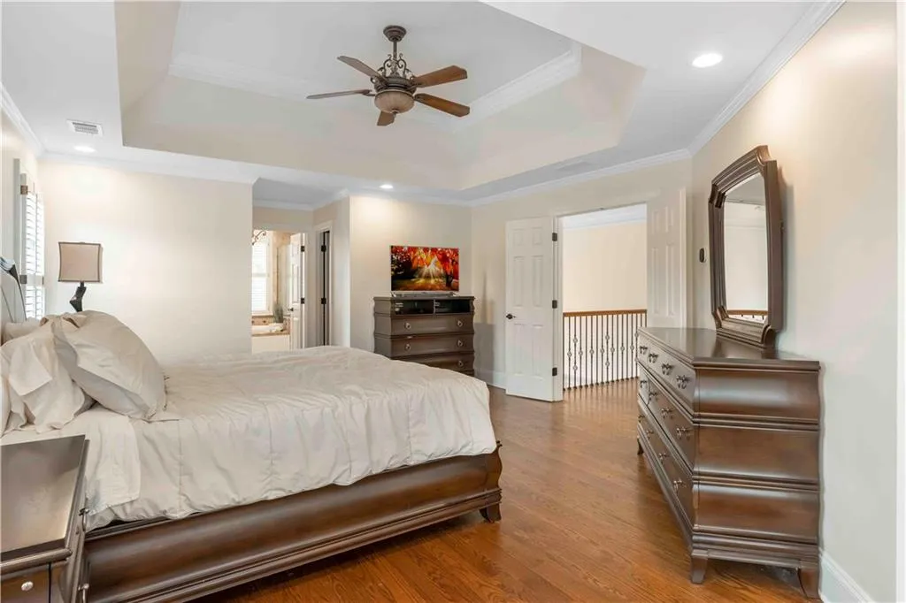 720 Spalding Heights Drive, Sandy Springs, Georgia 30350, 5 Bedrooms Bedrooms, ,4 BathroomsBathrooms,Residential,Sold,720 Spalding Heights Drive,6889300