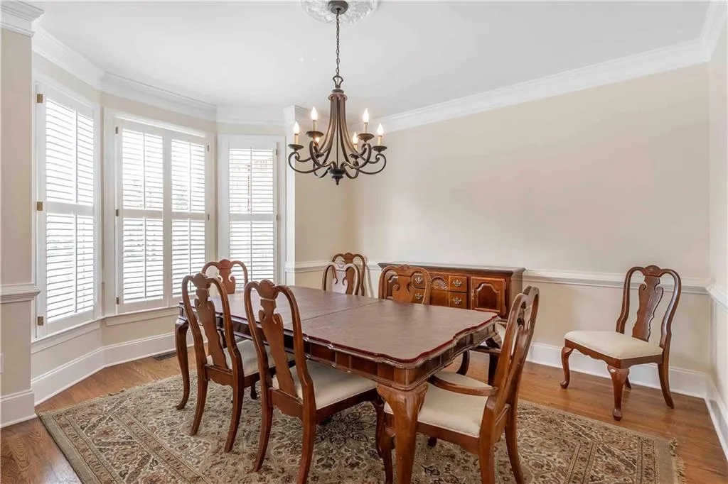 720 Spalding Heights Drive, Sandy Springs, Georgia 30350, 5 Bedrooms Bedrooms, ,4 BathroomsBathrooms,Residential,Sold,720 Spalding Heights Drive,6889300