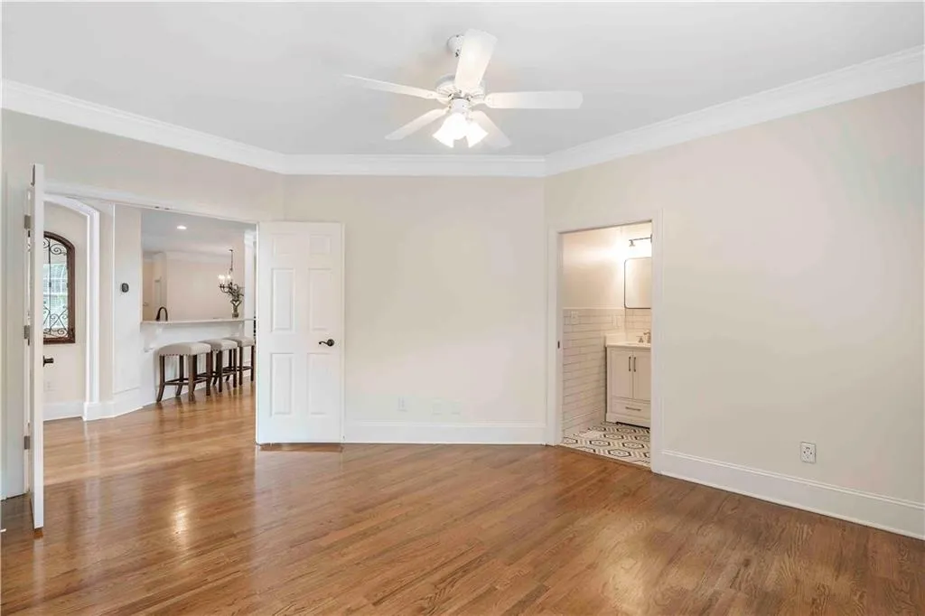 720 Spalding Heights Drive, Sandy Springs, Georgia 30350, 5 Bedrooms Bedrooms, ,4 BathroomsBathrooms,Residential,Sold,720 Spalding Heights Drive,6889300