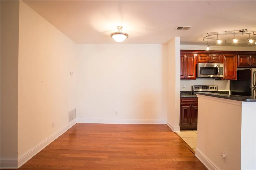 5203 Santa Fe Parkway, Sandy Springs, Georgia 30350, 2 Bedrooms Bedrooms, ,2 BathroomsBathrooms,Residential,Sold,5203 Santa Fe Parkway,6115291