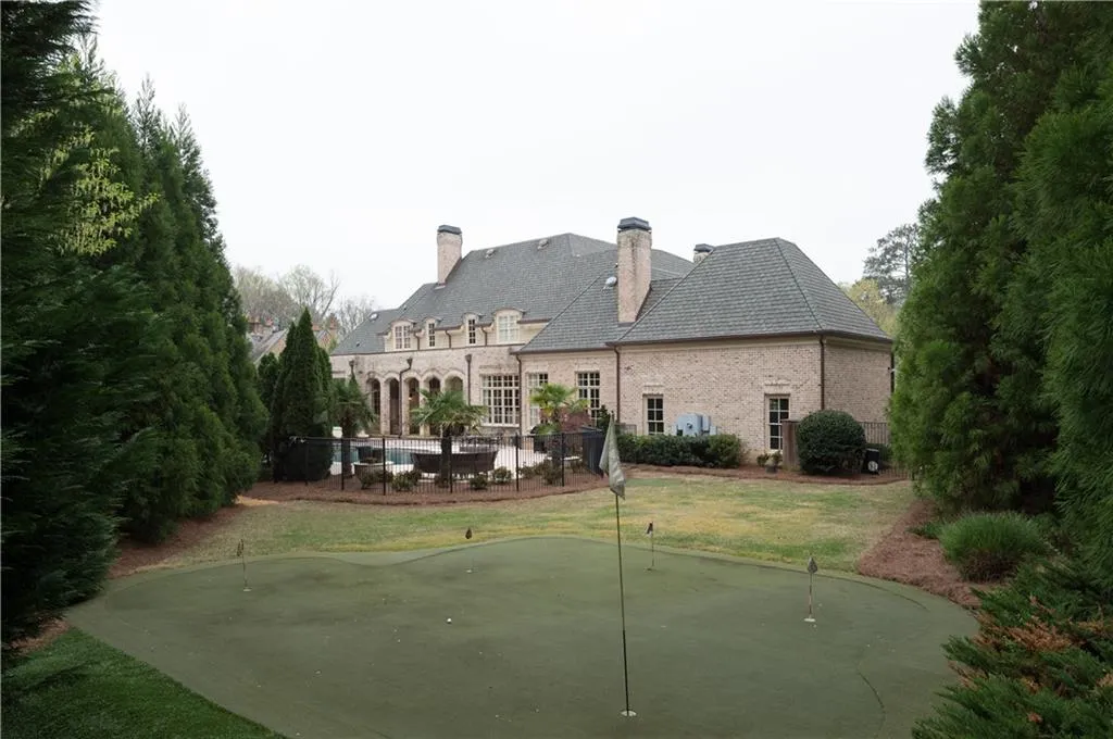 4235 Regency Court Nw, Atlanta, Georgia 30327, 6 Bedrooms Bedrooms, ,6 BathroomsBathrooms,Residential,Sold,4235 Regency Court Nw,5642223