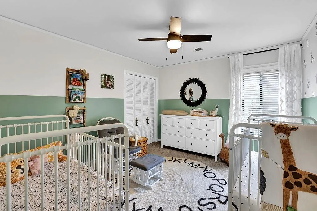 44 Forrest Place Unit 44, Atlanta, Georgia 30328, 3 Bedrooms Bedrooms, ,3 BathroomsBathrooms,Residential,Sold,44 Forrest Place Unit 44,7168390