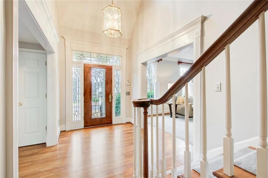 6235 River Chase Circle, Atlanta, Georgia 30328, 4 Bedrooms Bedrooms, ,3 BathroomsBathrooms,Residential,Sold,6235 River Chase Circle,7523733