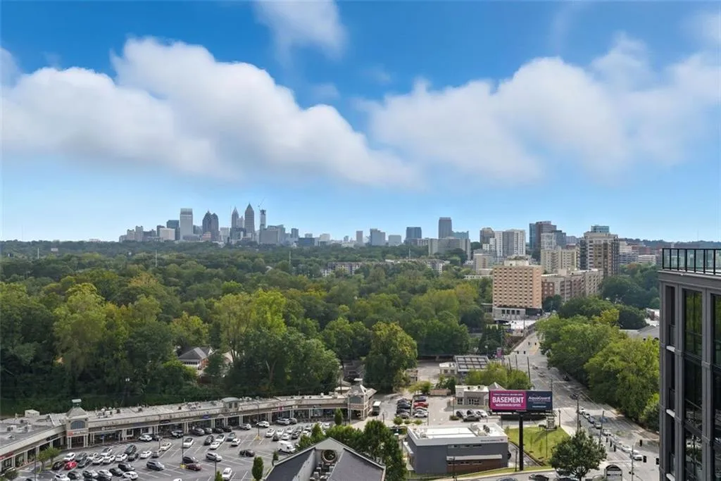 2425 Peachtree Road Ne Unit 1504, Atlanta, Georgia 30305, 2 Bedrooms Bedrooms, ,2 BathroomsBathrooms,Residential,For Sale,2425 Peachtree Road Ne Unit 1504,7657614