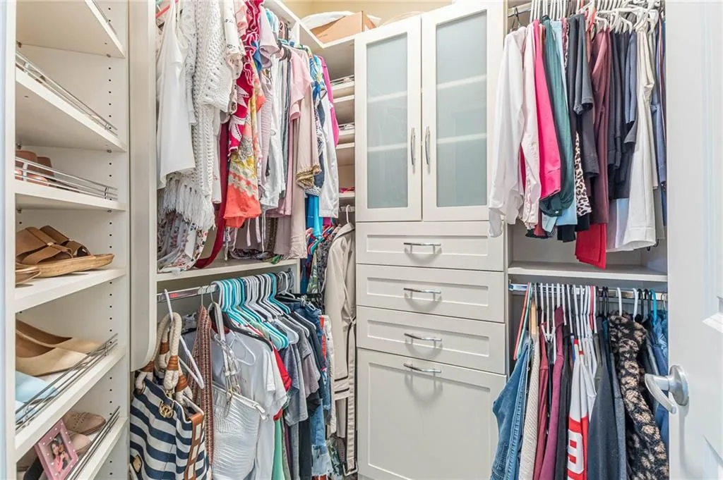 200 River Vista Drive Unit 707, Atlanta, Georgia 30339, 2 Bedrooms Bedrooms, ,2 BathroomsBathrooms,Residential,Sold,200 River Vista Drive Unit 707,7220125 200 River Vista Drive Unit 707, Atlanta, Georgia 30339, 2 Bedrooms Bedrooms, ,2 BathroomsBathrooms,Residential,Sold,200 River Vista Drive Unit 707,7220125