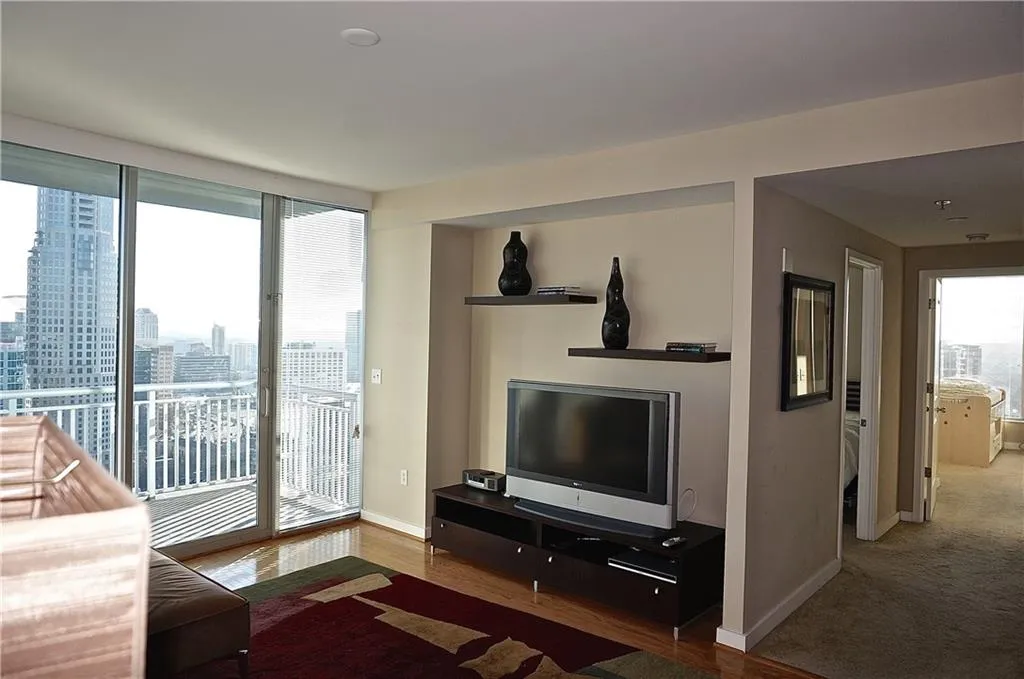 3338 Peachtree Road Ne Unit 2905, Atlanta, Georgia 30326, 3 Bedrooms Bedrooms, ,2 BathroomsBathrooms,Residential,Sold,3338 Peachtree Road Ne Unit 2905,5798667