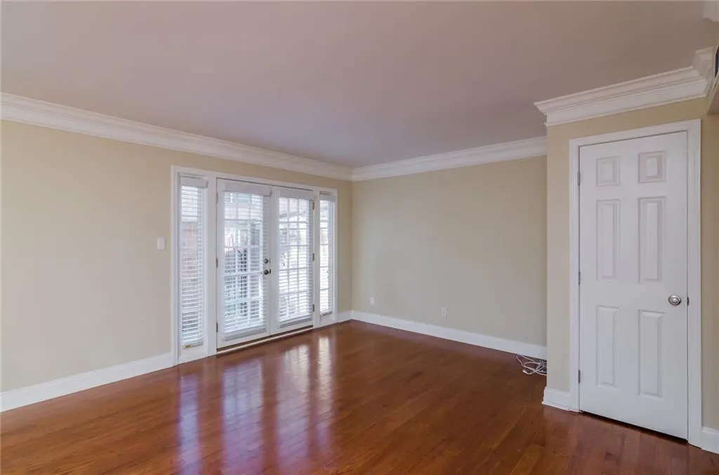 6980 Roswell Road Unit G3, Atlanta, Georgia 30328, 3 Bedrooms Bedrooms, ,2 BathroomsBathrooms,Residential,Sold,6980 Roswell Road Unit G3,5846584