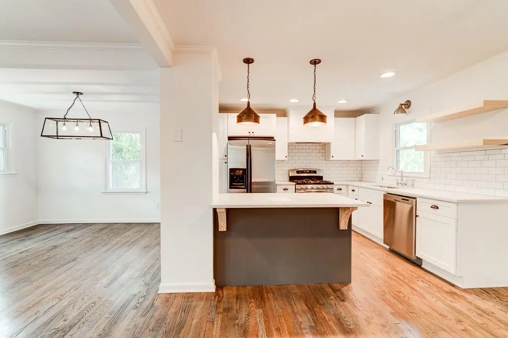 1785 Harper Street Nw, Atlanta, Georgia 30318, 2 Bedrooms Bedrooms, ,2 BathroomsBathrooms,Residential,Sold,1785 Harper Street Nw,5861700