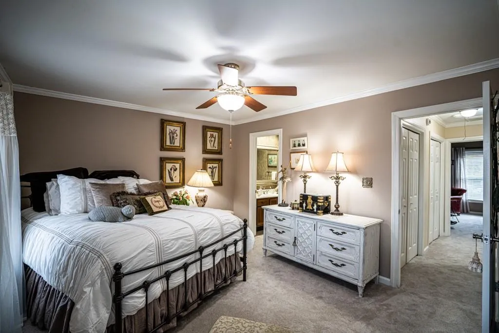 7500 Roswell Road Unit 46, Sandy Springs, Georgia 30350, 2 Bedrooms Bedrooms, ,2 BathroomsBathrooms,Residential,Sold,7500 Roswell Road Unit 46,6980371