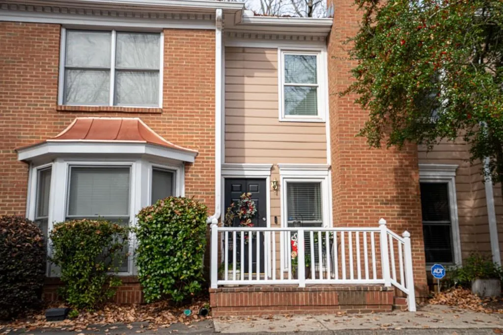 7500 Roswell Road Unit 46, Sandy Springs, Georgia 30350, 2 Bedrooms Bedrooms, ,2 BathroomsBathrooms,Residential,Sold,7500 Roswell Road Unit 46,6980371
