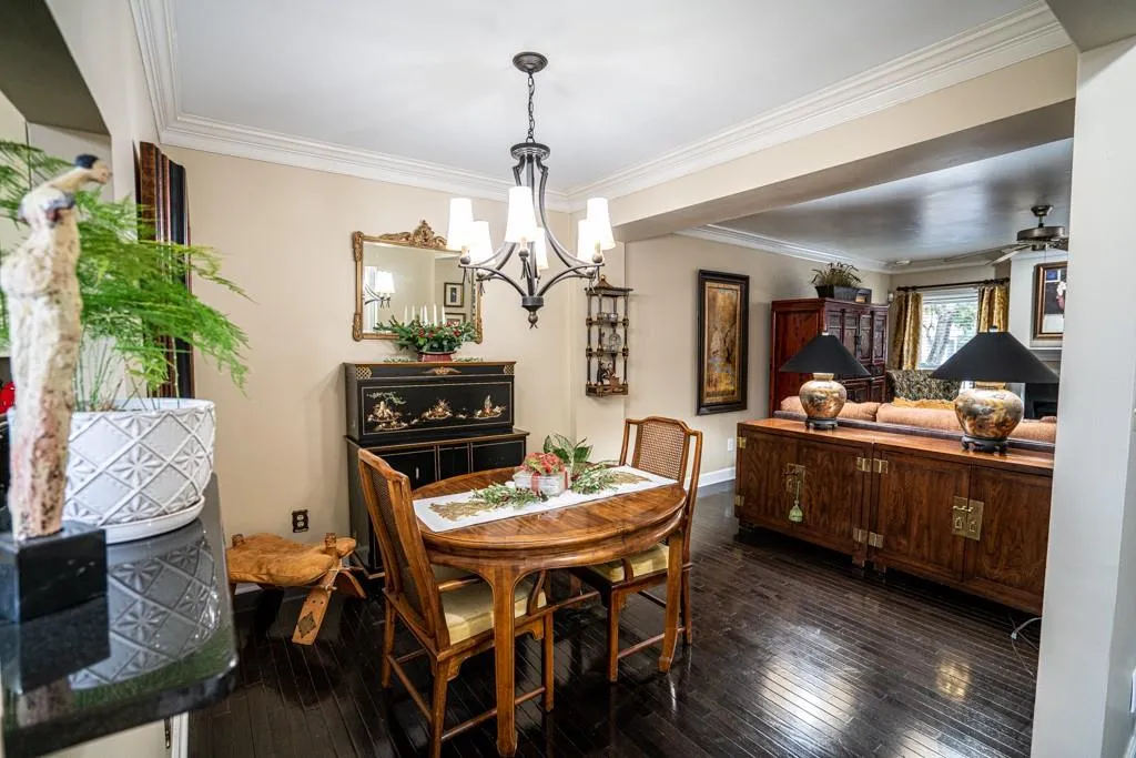 7500 Roswell Road Unit 46, Sandy Springs, Georgia 30350, 2 Bedrooms Bedrooms, ,2 BathroomsBathrooms,Residential,Sold,7500 Roswell Road Unit 46,6980371