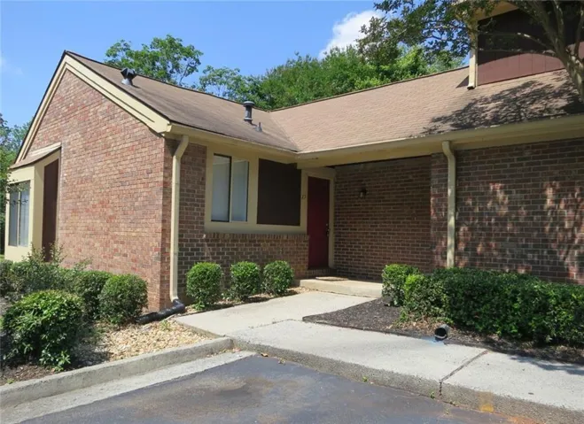 25 Country Court, Alpharetta, Georgia 30005