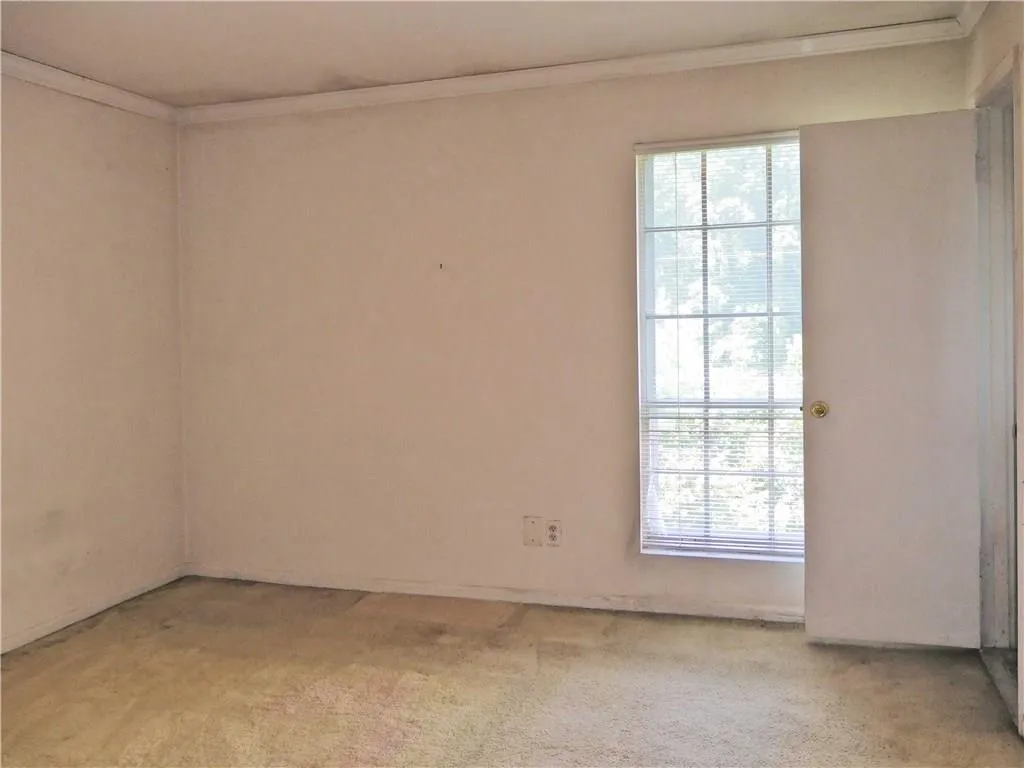 5648 Kingsport Drive Unit 7, Atlanta, Georgia 30342, 3 Bedrooms Bedrooms, ,2 BathroomsBathrooms,Residential,Sold,5648 Kingsport Drive Unit 7,5855532