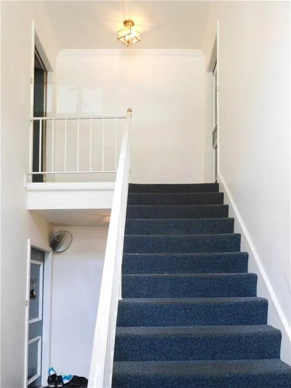 5648 Kingsport Drive Unit 7, Atlanta, Georgia 30342, 3 Bedrooms Bedrooms, ,2 BathroomsBathrooms,Residential,Sold,5648 Kingsport Drive Unit 7,5855532