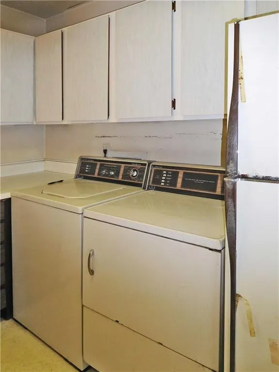 5648 Kingsport Drive Unit 7, Atlanta, Georgia 30342, 3 Bedrooms Bedrooms, ,2 BathroomsBathrooms,Residential,Sold,5648 Kingsport Drive Unit 7,5855532